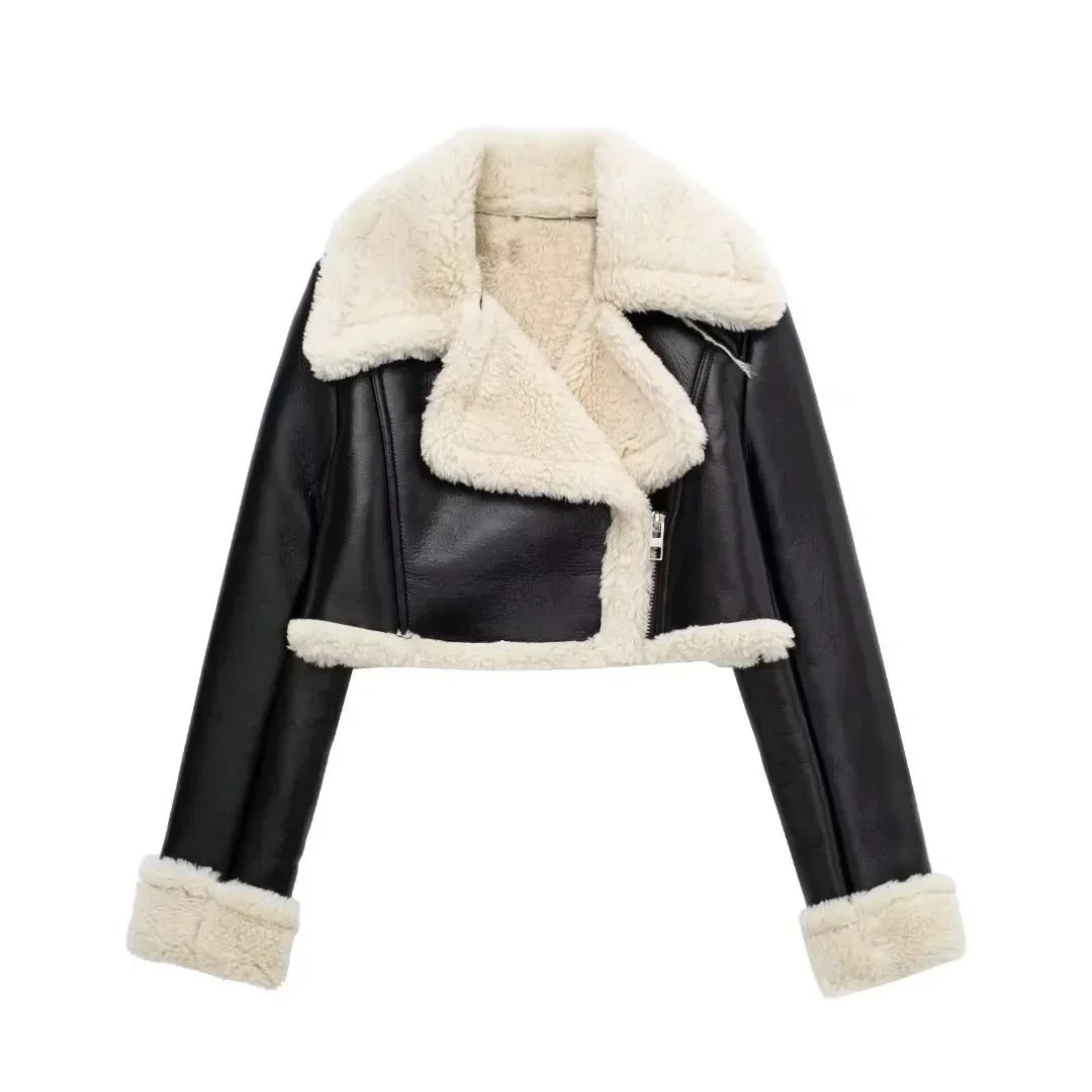 Sleek Sophistication: Short, Fitted Women's Jacket with Long Sleeves and Polo Collar
