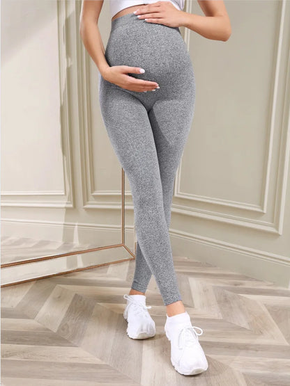 Maternity Activewear: Full-Length Yoga Leggings for Pregnancy